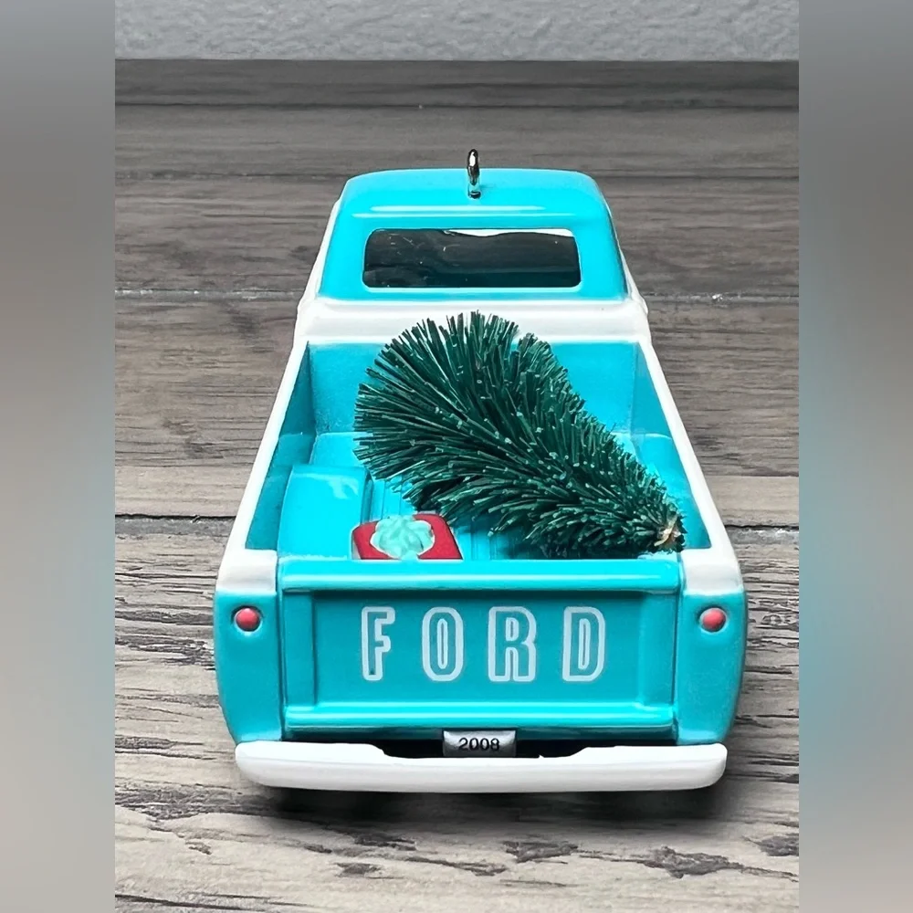 Hallmark 1960 Ford F-100 Toy Truck - Teal and White